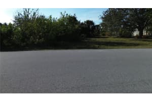 9445 ARNAZ CIRCLE, PORT CHARLOTTE, FL 33981 Sold 03/20/25