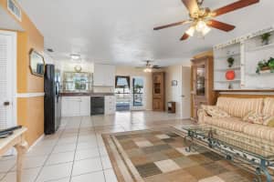 530 LAKEMONT AVENUE, PORT CHARLOTTE, FL 33952 - MLS#MFRC7504771