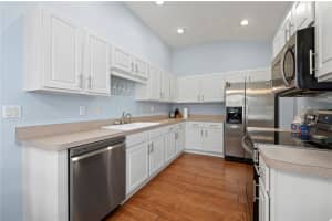 1706 FOUNTAIN VIEW CIRCLE, VENICE, FL 34292 Sold 07/16/25