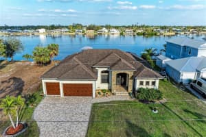 349 Spring View Cir, PORT CHARLOTTE