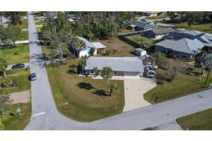21192 KNOLLWOOD AVENUE, PORT CHARLOTTE, FL 33952 Sold 04/18/25