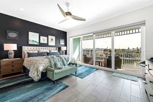 11723 1ST STREET, TREASURE ISLAND, FL 33706 Sold 08/21/25