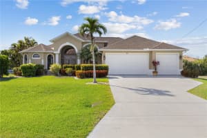 810 Nw 36th Ave, CAPE CORAL