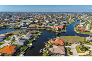 237 FREEPORT COURT, PUNTA GORDA, FL 33950 Sold 04/15/25