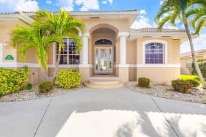2111 DEBORAH DRIVE, PUNTA GORDA, FL 33950 Sold 05/01/25