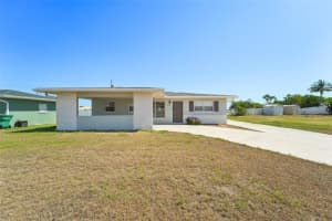 556 LOWELL AVENUE, PORT CHARLOTTE, FL 33952 Sold 09/15/25