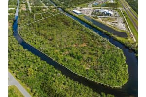 2249 PRIVATE CIRCLE, PORT CHARLOTTE, FL 33953 - MLS#MFRC7505342