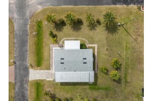 19371 PONY LANE, NORTH FORT MYERS, FL 33903 Sold 09/05/25