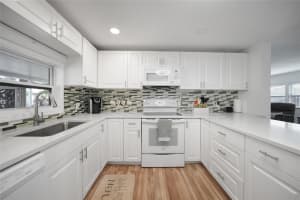 4300 RIVERSIDE DRIVE, PUNTA GORDA, FL 33982 - MLS#MFRC7505368