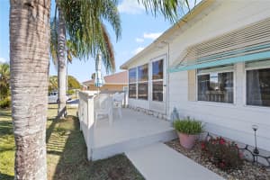 906 BEECHWOOD AVENUE, LADY LAKE, FL 32159 Sold 06/05/25