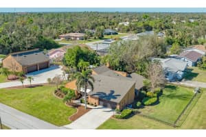 1525 Hinton St, PORT CHARLOTTE