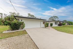 1052 HINTON STREET, PORT CHARLOTTE, FL 33952 Sold 08/01/25