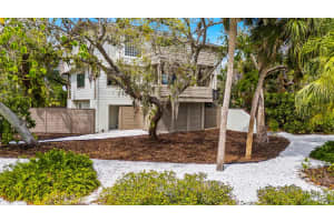 5239 SIESTA COVE DRIVE, SARASOTA, FL 34242 Sold 06/16/25