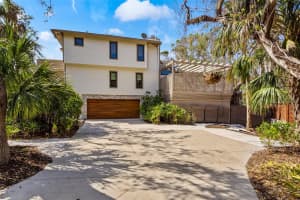 5239 SIESTA COVE DRIVE, SARASOTA, FL 34242 Sold 06/16/25