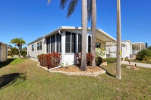 2100 KINGS HIGHWAY, PORT CHARLOTTE, FL 33980 Sold 08/06/25