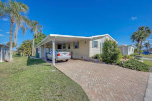 2100 KINGS HIGHWAY, PORT CHARLOTTE, FL 33980 Sold 08/26/25