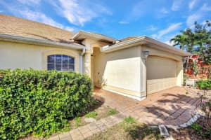 1002 Se 13th Ave, CAPE CORAL