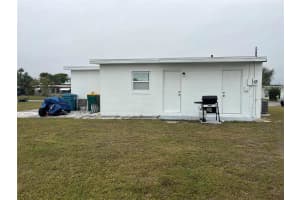 3116 CRESTWOOD DRIVE, PORT CHARLOTTE, FL 33952 Sold 09/26/25