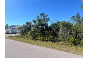 15481 HENNIPEN CIR, PORT CHARLOTTE, FL 33981 Sold 09/05/25