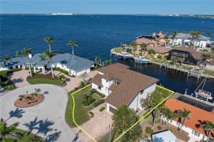 8 OCEAN DRIVE, PUNTA GORDA, FL 33950 Sold 08/07/25
