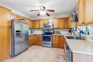 25295 ESTRADA CIRCLE, PUNTA GORDA, FL 33955 Sold 05/04/25