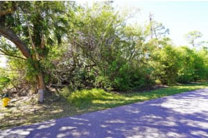 1603 SHILO STREET, PUNTA GORDA, FL 33980 Sold 05/05/25