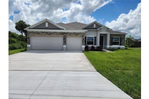 354 Porto Alegre St, PUNTA GORDA