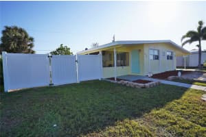 824 CONREID DRIVE, PORT CHARLOTTE, FL 33952 Sold 04/04/25