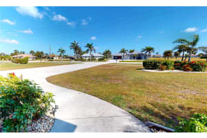 569 ROYAL POINCIANA, PUNTA GORDA, FL 33955 - MLS#MFRC7506764