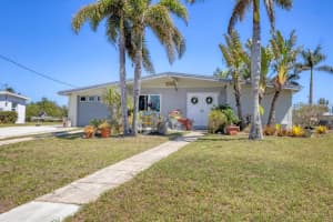 301 Palmetto Dr Ne, PORT CHARLOTTE