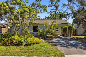 1060 VENETIAN PARKWAY, VENICE, FL 34285 Sold 08/04/25