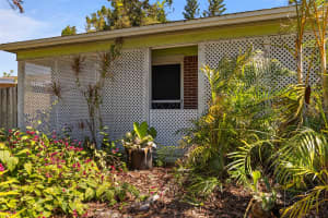 1060 VENETIAN PARKWAY, VENICE, FL 34285 Sold 08/04/25