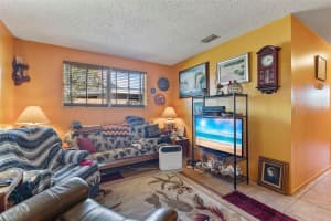 1060 VENETIAN PARKWAY, VENICE, FL 34285 Sold 08/04/25