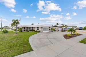 21194 Edgewater Dr, PORT CHARLOTTE
