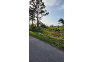 12470 BENNER LANE, PORT CHARLOTTE, FL 33953 Sold 08/29/25
