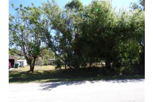 4704 FAIRWAY DRIVE, PUNTA GORDA, FL 33982 - MLS#MFRC7507296