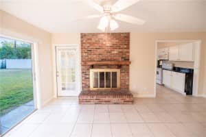 536 LAKEHURST AVENUE, PORT CHARLOTTE, FL 33952 - MLS#MFRC7507309