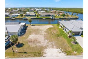 143 LELAND STREET, PORT CHARLOTTE, FL 33952 - MLS#MFRC7507345