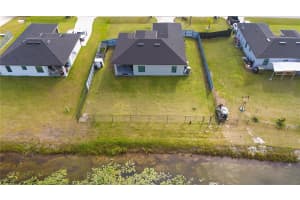1162 HELEN AVENUE, LEHIGH ACRES, FL 33974 - MLS#MFRC7507350