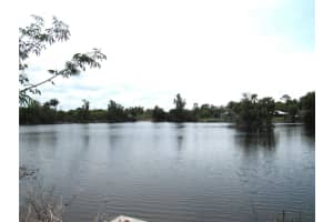523 OLIPHANT LANE, PUNTA GORDA, FL 33950 Sold 05/23/25