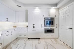 2745 1ST STREET, FORT MYERS, FL 33916 - MLS#MFRC7507851