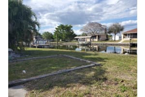 710 DELRAY PLACE, PUNTA GORDA, FL 33950 Sold 07/21/25