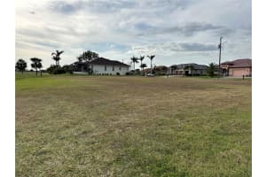 2235 PADRE ISLAND DRIVE, PUNTA GORDA, FL 33950 - MLS#MFRC7507986