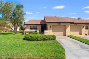 5458 GOVERNORS DRIVE, FORT MYERS, FL 33907 - MLS#MFRC7508075