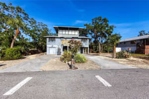 1851 SCENIC DRIVE, VENICE, FL 34293 Sold 07/23/25