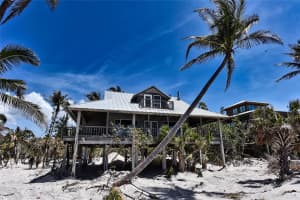 8754 King St, PLACIDA