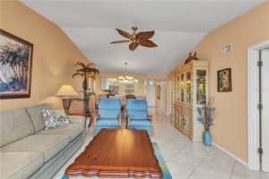 175 KINGS HIGHWAY, PUNTA GORDA, FL 33983 Sold 05/09/25