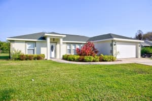 300 LAKE GROVES ROAD, LAKE PLACID, FL 33852 Sold 06/03/25