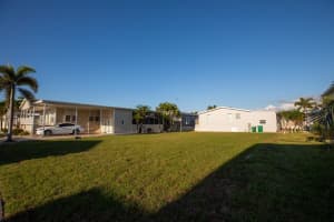 8 EMDEN CIRCLE, PUNTA GORDA, FL 33950 - MLS#MFRC7508483