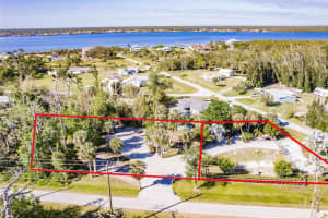 4262 SOUTHLAND AVENUE, PORT CHARLOTTE, FL 33953 - MLS#MFRC7508731